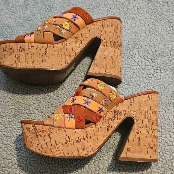 Free People Embroidered Platform Sandals - Multicolor - Picture 10 of 11